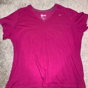 Nike tee